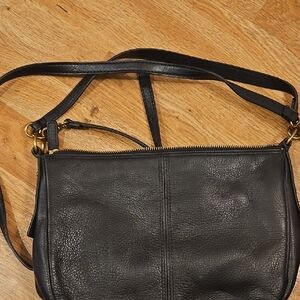 Elegant Black Leather Shoulder Bag